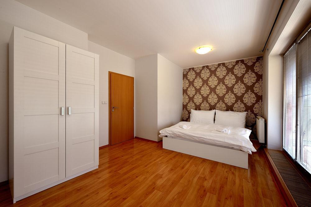 Twin City Rooftop By Ambiente Bratislava Exterior photo