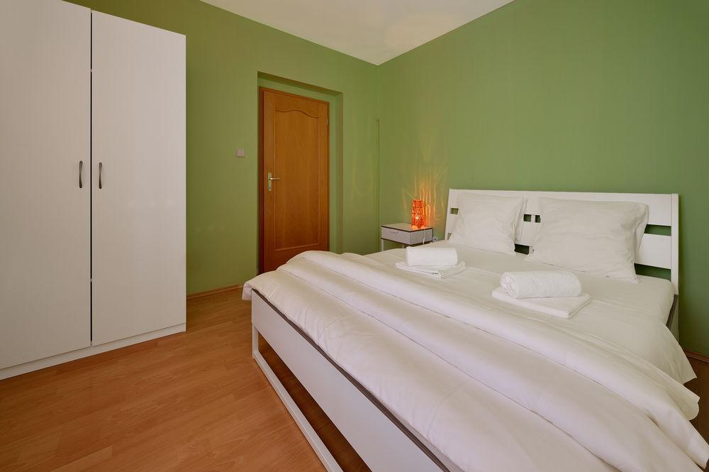 Twin City Rooftop By Ambiente Bratislava Exterior photo
