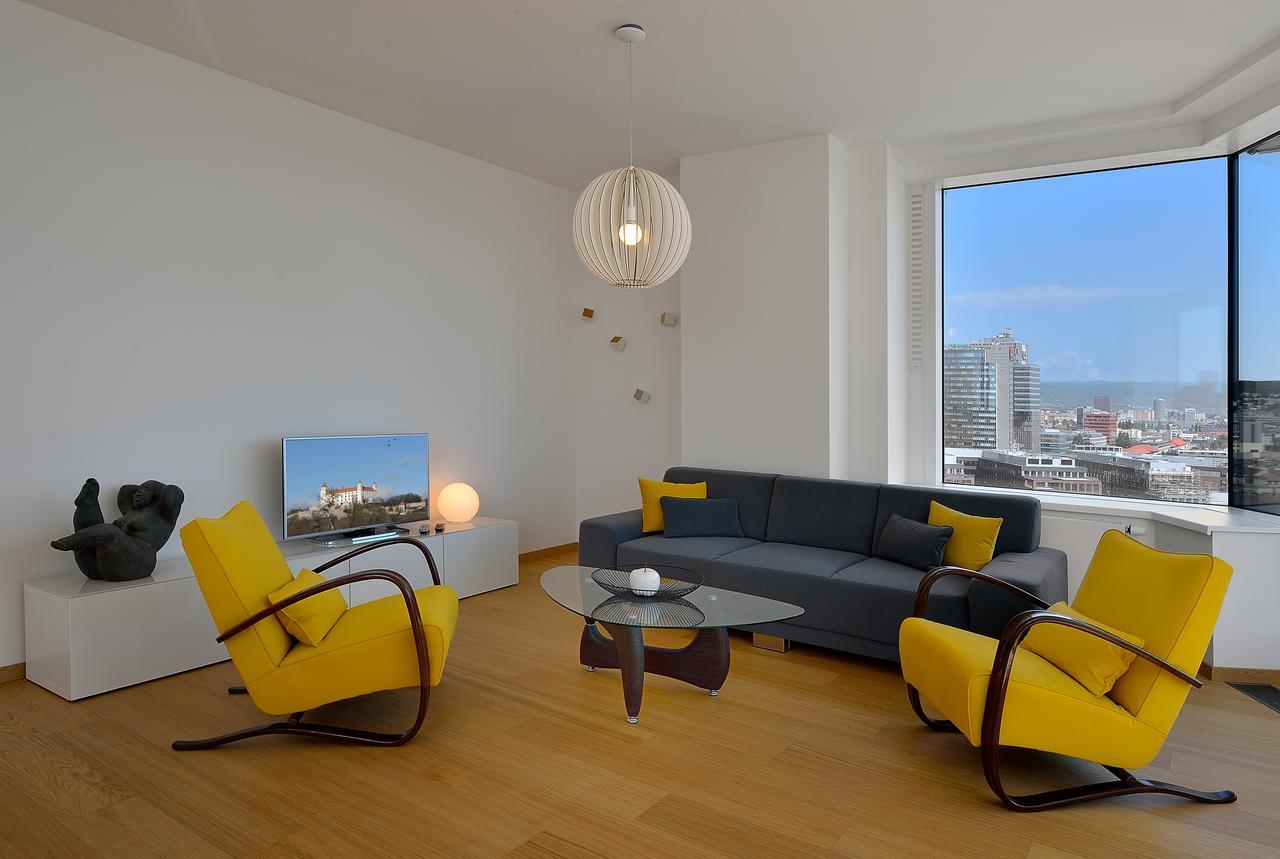 Twin City Rooftop By Ambiente Bratislava Exterior photo